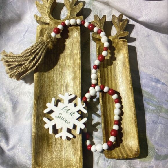 Wooden Ships Other - Wooden Carved Reindeer Seasonal Decor Display Trays‎